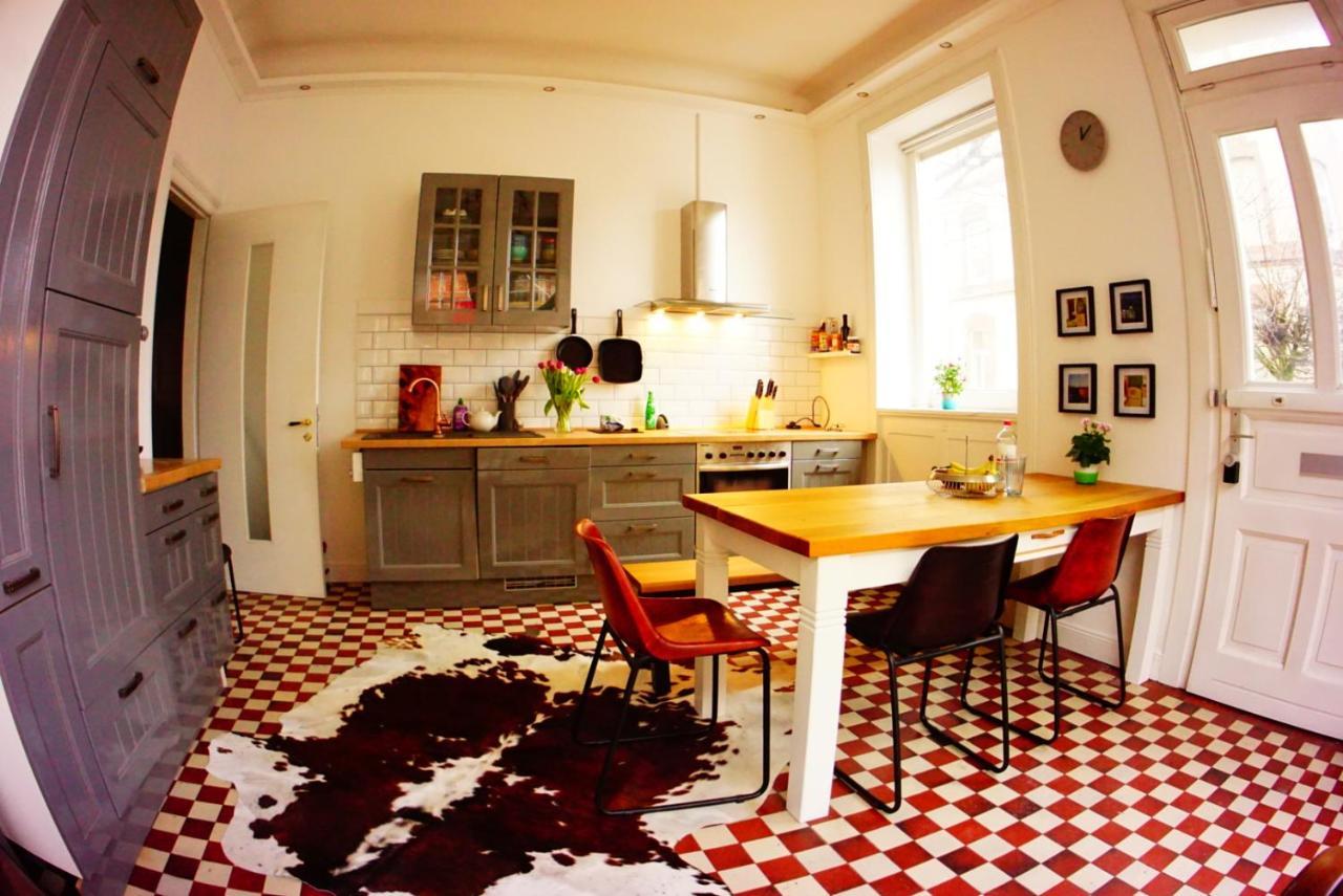 Grosszuegige 185M2-Altbauwohnung In Bestlage 7Zimmer-2Baeder-2Kuechen-2Wcs Amburgo Esterno foto