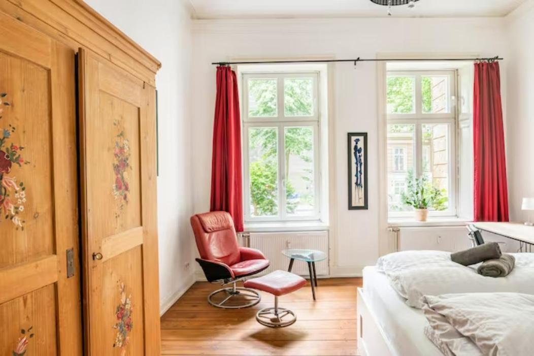 Grosszuegige 185M2-Altbauwohnung In Bestlage 7Zimmer-2Baeder-2Kuechen-2Wcs Amburgo Esterno foto