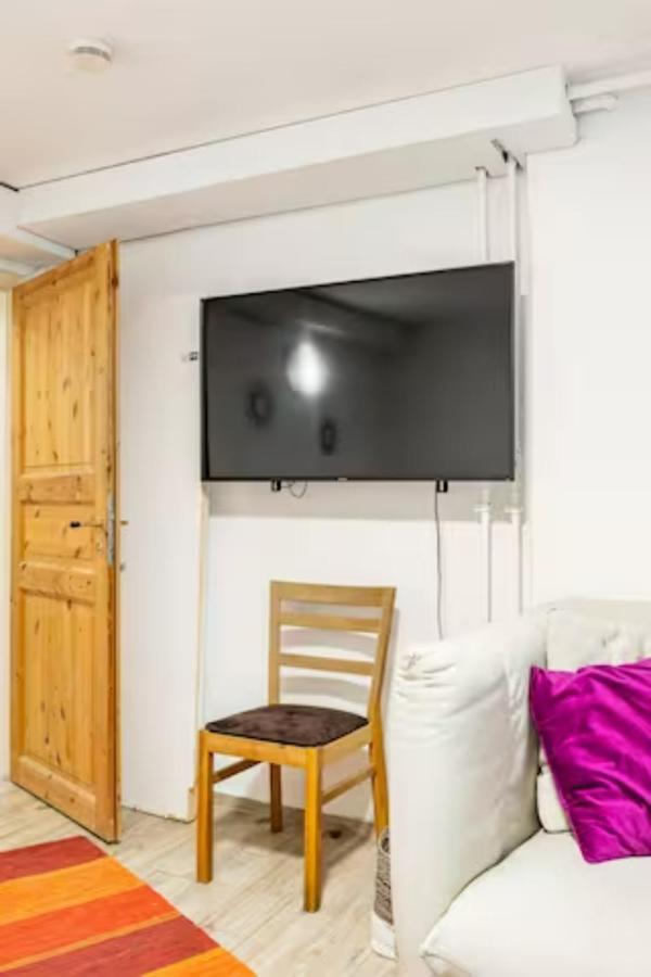 Grosszuegige 185M2-Altbauwohnung In Bestlage 7Zimmer-2Baeder-2Kuechen-2Wcs Amburgo Esterno foto