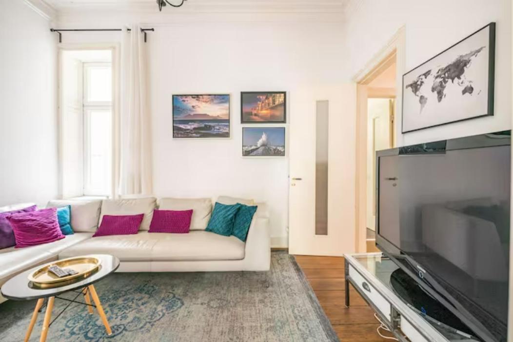 Grosszuegige 185M2-Altbauwohnung In Bestlage 7Zimmer-2Baeder-2Kuechen-2Wcs Amburgo Esterno foto