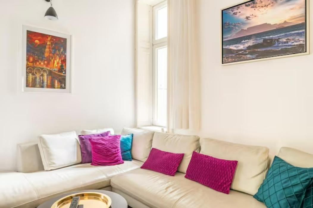 Grosszuegige 185M2-Altbauwohnung In Bestlage 7Zimmer-2Baeder-2Kuechen-2Wcs Amburgo Esterno foto