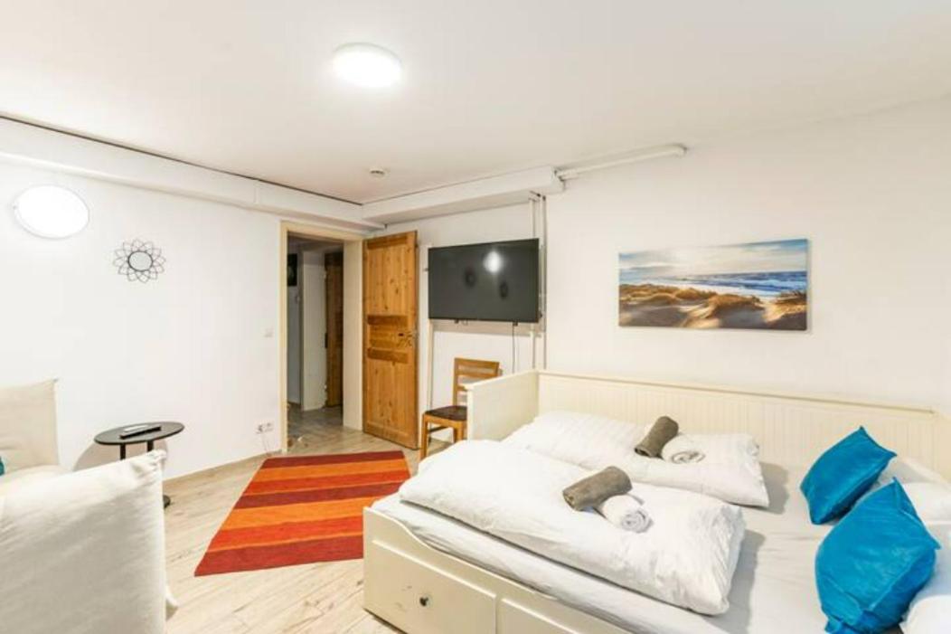 Grosszuegige 185M2-Altbauwohnung In Bestlage 7Zimmer-2Baeder-2Kuechen-2Wcs Amburgo Esterno foto